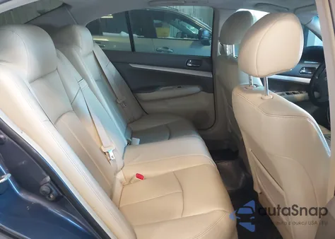 2008 Infiniti G35X z USA, uszkodzony, nr VIN JNKBV61F28M271242